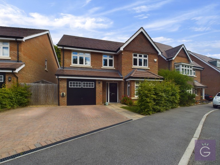 Blackstone Way, Earley, RG6