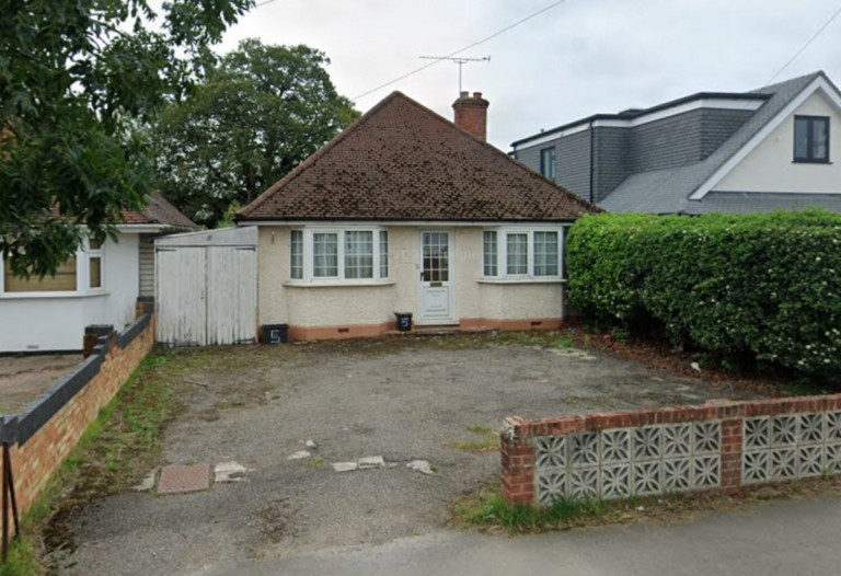 Woodlands Avenue, Woodley, RG5