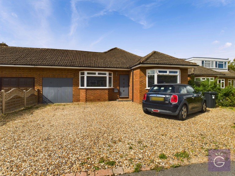 Sycamore Drive, Twyford, RG10