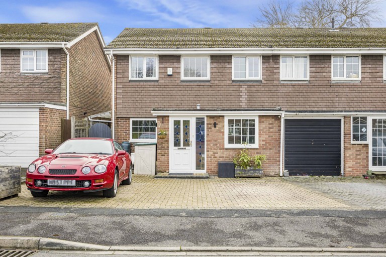 Bathurst Road, Winnersh, RG41